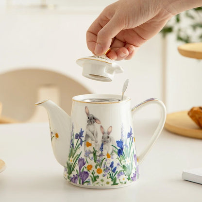 clHouse & Home
London pottery rabbit teapot UK

Ceramic teapot with stainless steel infuser

500ml floral tea pot set

British style rabbit kitchenware

Loose leaf tea infuser pot

Luxury cottagecore tea set

Unique rabbit gift for tea lovers

Small ceramic teapot for two