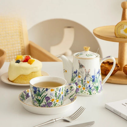 clHouse & Home
London pottery rabbit teapot UK

Ceramic teapot with stainless steel infuser

500ml floral tea pot set

British style rabbit kitchenware

Loose leaf tea infuser pot

Luxury cottagecore tea set

Unique rabbit gift for tea lovers

Small ceramic teapot for two