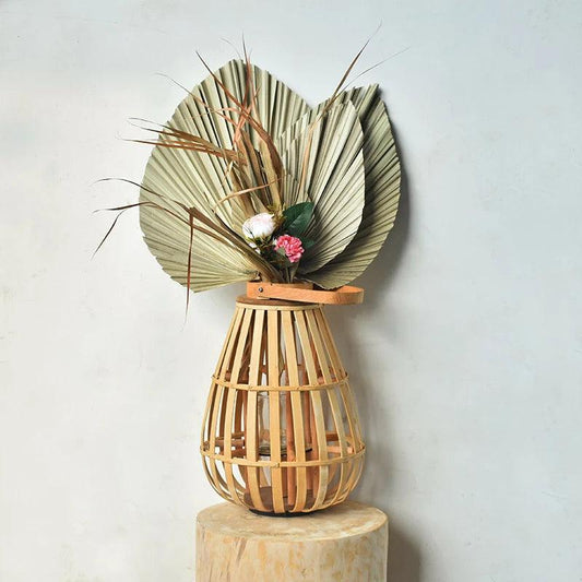 Warmth

Unique

Tropical Oasis

Tropical

Texture

Sustainable

Relaxed Atmosphere

Palm Leaf Wall Decor

Palm Leaf Wall Art

Palm Leaf Fan

Palm Leaf Arrangement

Natural

Large

Home Decor

Gift

Eye-Catching

Boho Decor

Boho

