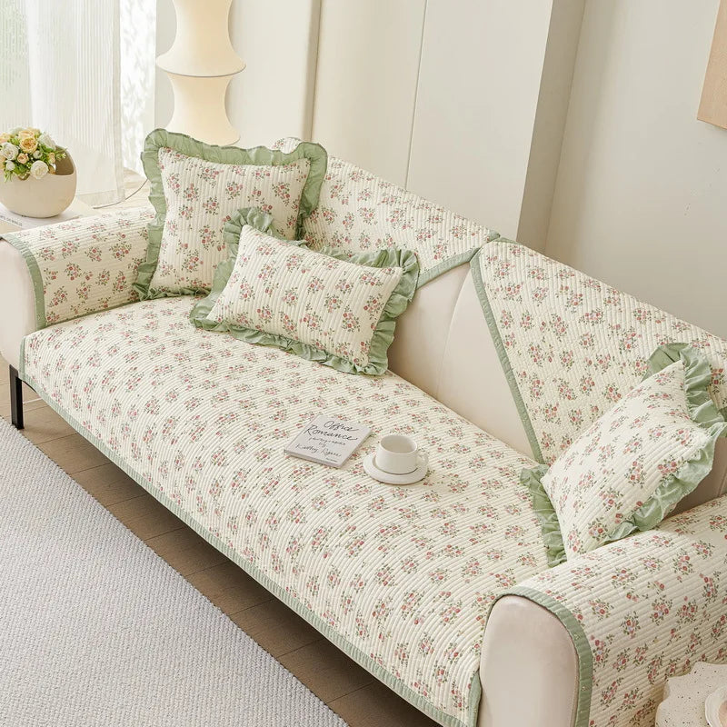 Quilted sofa cover

Flannel couch throw

Non-slip chaise longue cover

Instagram style home decor

Universal sofa towel

Multi-purpose flannel blanket

Luxury furniture protector

Quilted picnic mat

British living room accessories