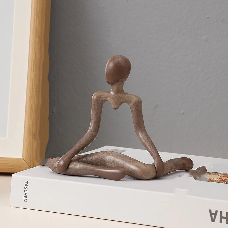 Minimalist Thinker

Abstract thinker sculpture Modern home ornament Minimalist desk decor Thinker figurine Nordic office accessories Eco-friendly art sculpture Contemporary bookshelf decor Thoughtful gift ideas Abstract art supplies
