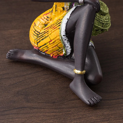 Abstract African sculpture

Black woman figurine

RAKKS home decor

Resin ethnic art

Modern wine cabinet ornament

African heritage statue

Contemporary shelf decor

Cultural home accessories

Boutique cafe decoration