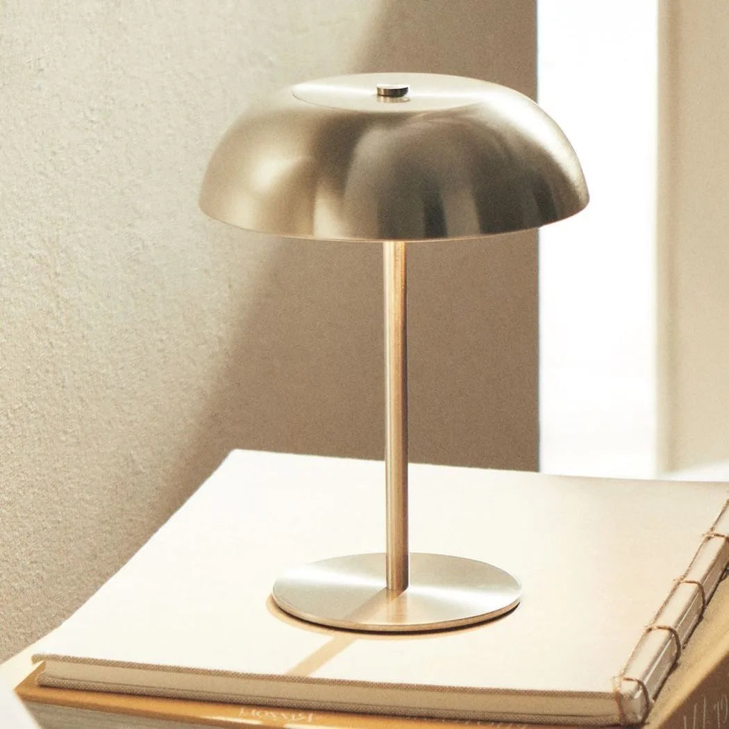 clHouse & Hme
Mushroom lamp 

Rechargeable LED desk light

Touch control bedside lamp

Portable night light

Nordic home decor

3-colour dimmable lamp

Eye-caring study light

Minimalist table ornament

Cordless bedroom lighting