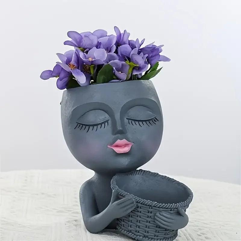 Flora Muse: Maceta con cara de niña artística