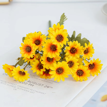 Artificial daisy flowers

Fake plant centrepieces

Wedding daisy bouquet

Handheld floral arrangement

Home party flower decor

Plastic daisies for vases

Festival flower bouquet

Maintenance-free home gifts

Artificial meadow flowers UK