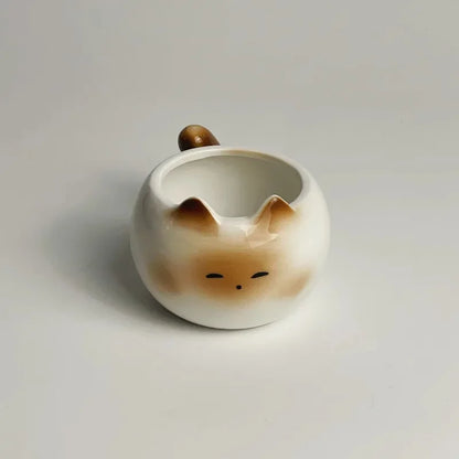 Siamese cat mug

Cute ceramic coffee cup

Kitty shaped mug

Cat lover birthday gift

Underglaze ceramic cup

Cartoon animal mug

Novelty breakfast cup

Hand-finished cat mug

Unique kitchen gift