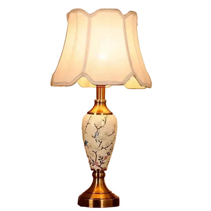 clouse & Home
French style ceramic table lamp UK

Modern minimalist bedside lamp

Luxury ceramic desk lighting

Elegant white ceramic lamp

Contemporary living room table lamp

Minimalist bedroom lighting accessories

Designer ceramic lamp for study

Boutique home decor lighting