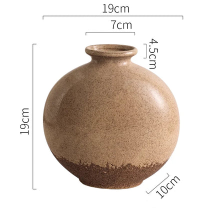 Chinese retro ceramic vase

High-end desktop ornament

Vintage dried flower planter

Luxury office decor

Oriental ceramic jar

Antique style home accessories

Dried floral vase UK

Artisanal pottery decoration

Niche living room ornaments