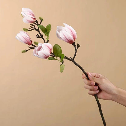 Silk magnolia bouquet

Artificial wedding flowers

Faux bridal bouquet

Magnolia floral props

Realistic silk flowers UK

Magnolia table centrepiece

Artificial garden decoration

DIY floral arrangement

Large faux magnolia stems