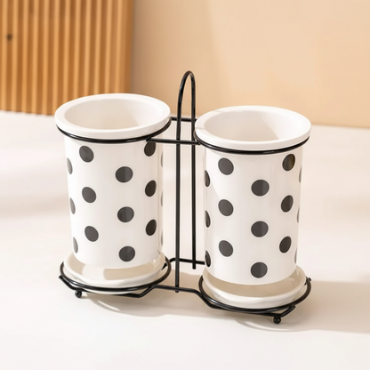 clHouse & Home
Ceramic chopstick drainer UK

Geometric kitchen utensil holder

Striped ceramic storage barrel

Minimalist cutlery drying rack

Quick drain kitchen organizer

Nordic style utensil container

Decorative ceramic storage box

Luxury kitchen sink accessories